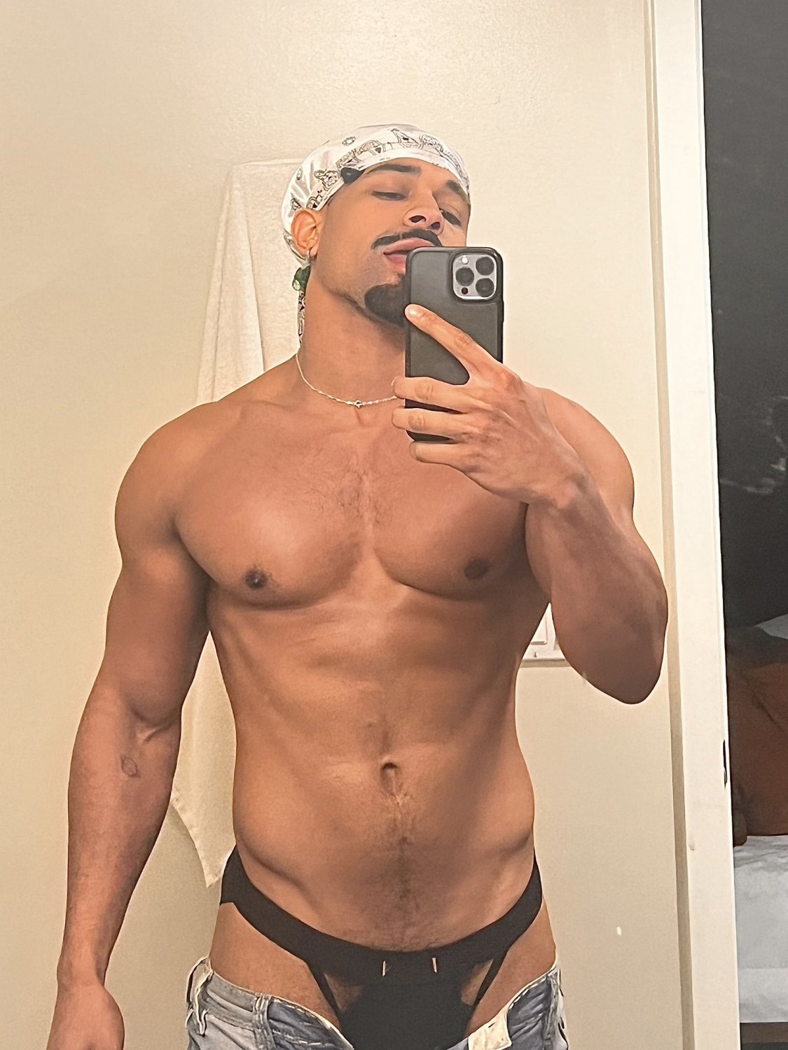 hugodalmonte pics & vids (2) #B8MLxU66