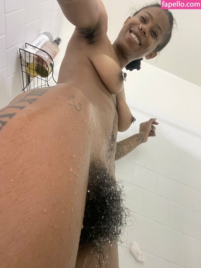 Mįckeÿ Sø Bømb 7 #PyP67Xf0