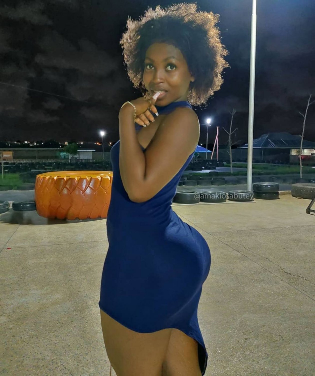 Amaki Osabutey from Ghana π¬π #Gs9F385y