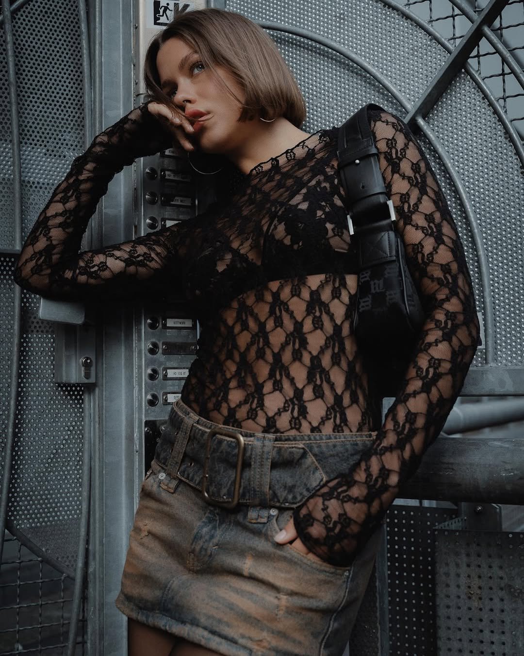 Disclosure #389: Ukrainian nude model #Fbd9EzSO