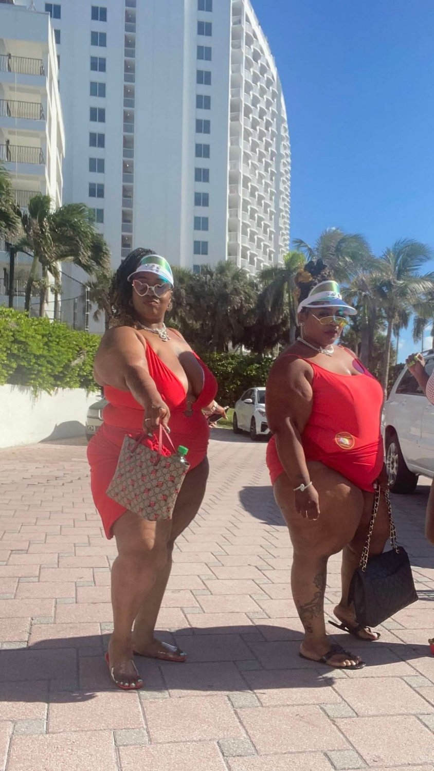 Ebony Amazon Auntie That's Big In All The Right Places. I Would Not Pull Out 127 #7ZPxUX6p