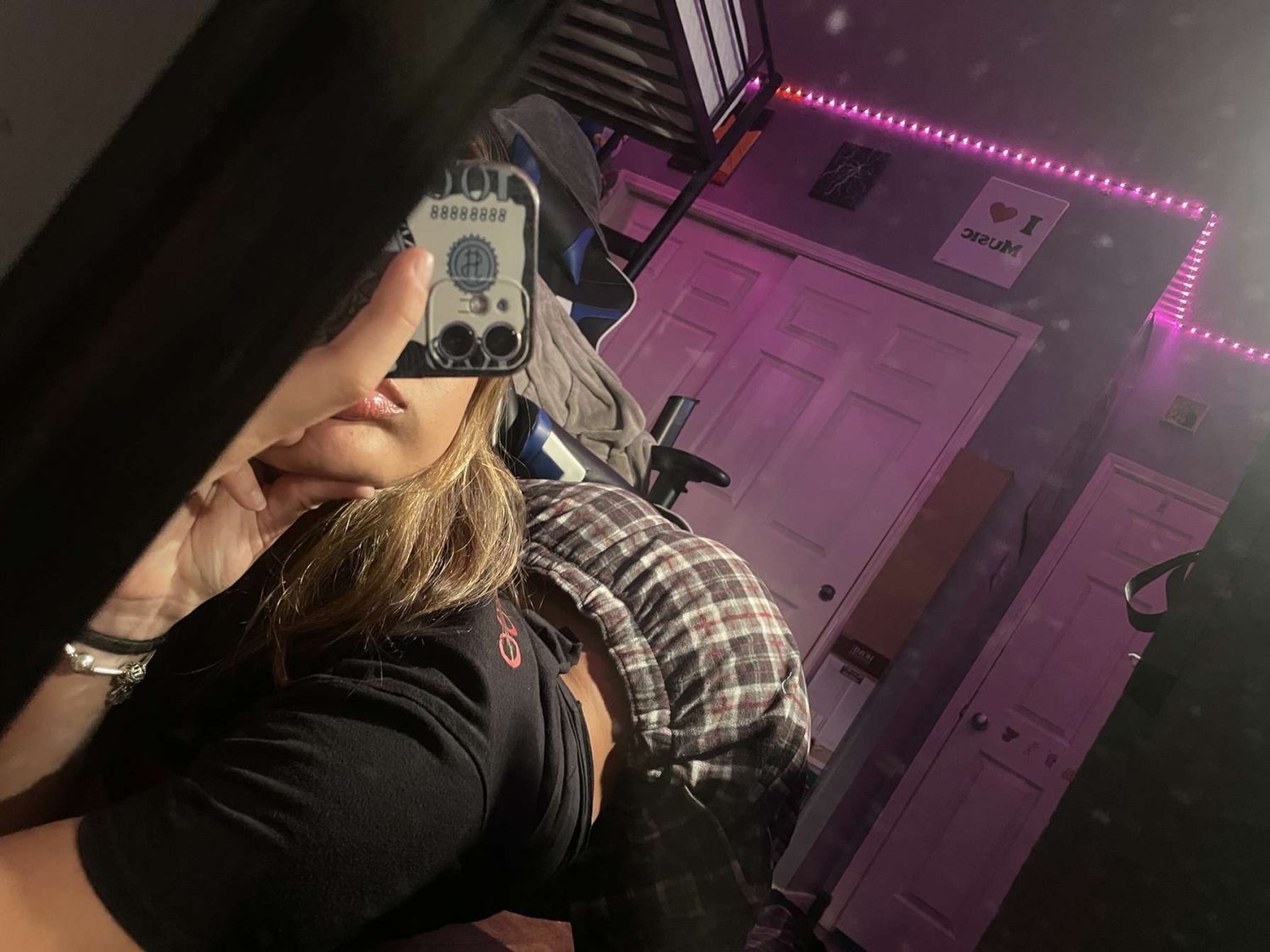 Puerto Rican slut Alex is built for big cocks to use her #IsLlH8Ja