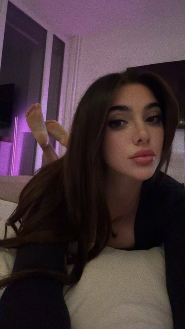 Sexy Big Tits Teen JujuBubu #8F8Isbp5