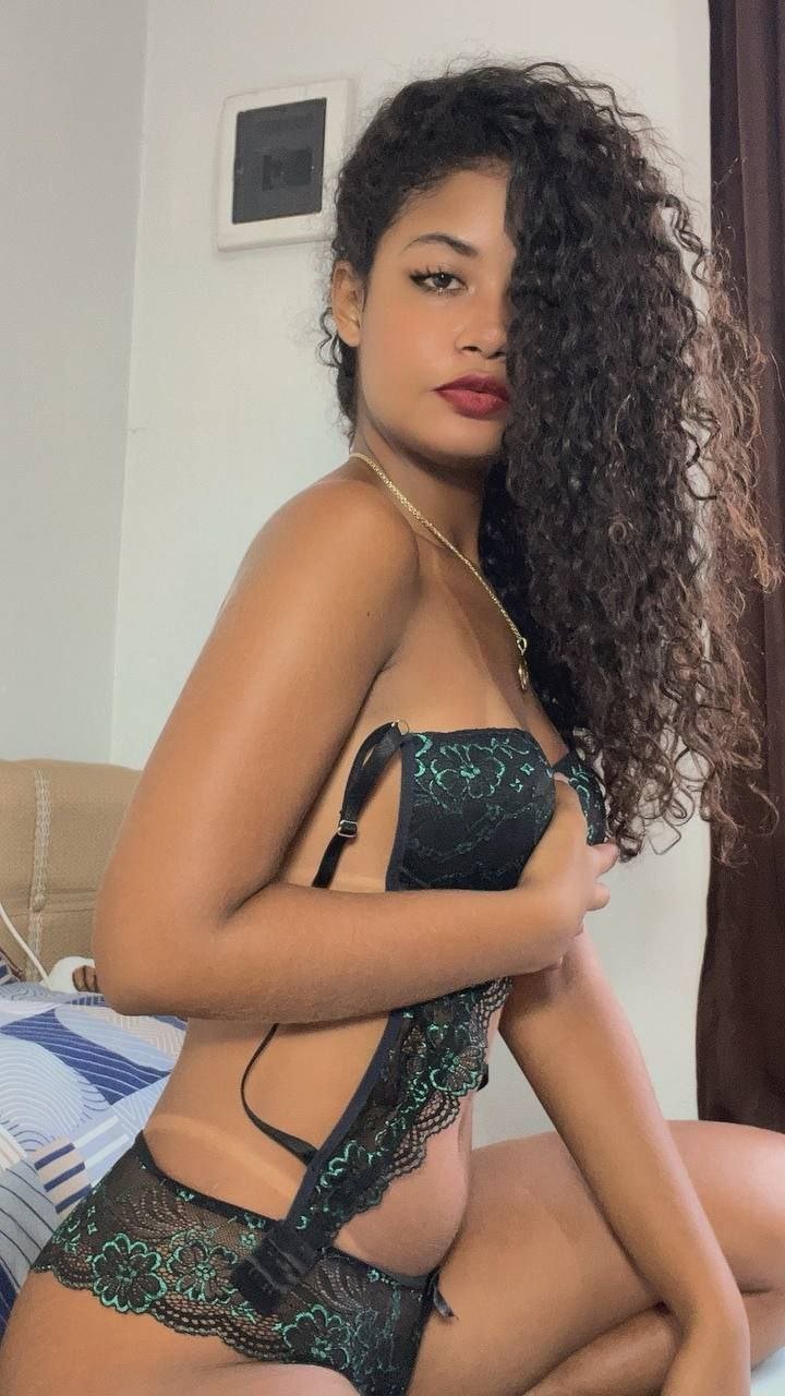 VAZOU jacqueline sousa peladinha. Tenho pasta com 180 arquivos chama no zap 34991439106 #CSZKku1C