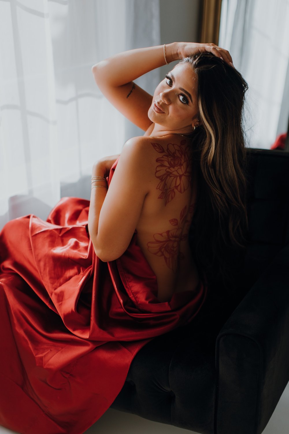 Beautiful brunette bride boudoir #cIo0aSGS