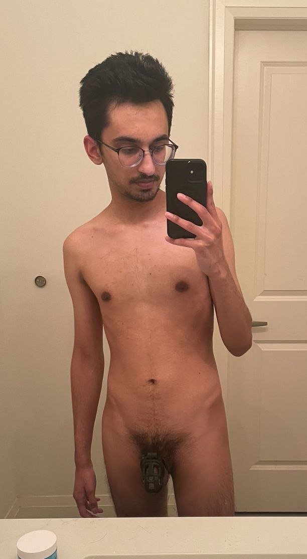 Dumb bitch faggot #pezuOtEI