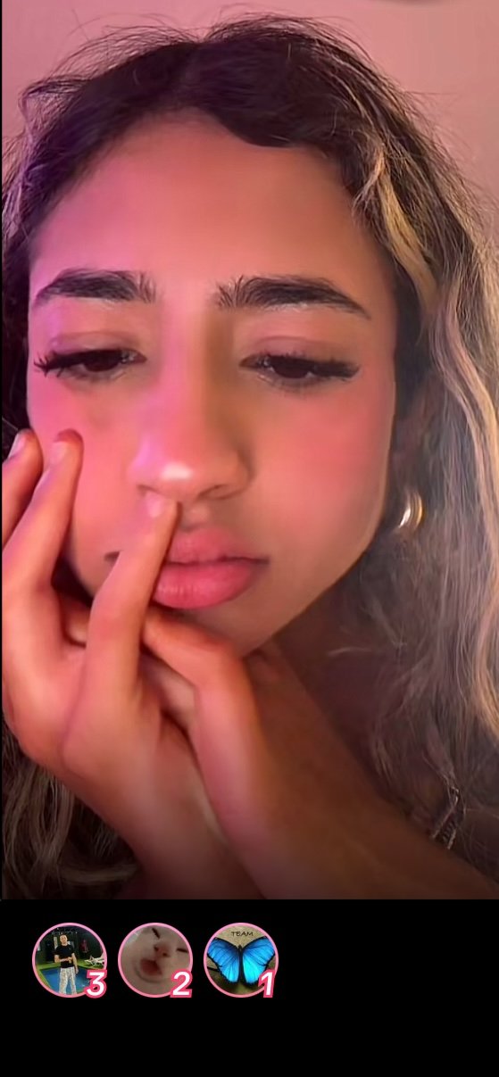 Damn beautiful you got some big tits #LAr42gMA